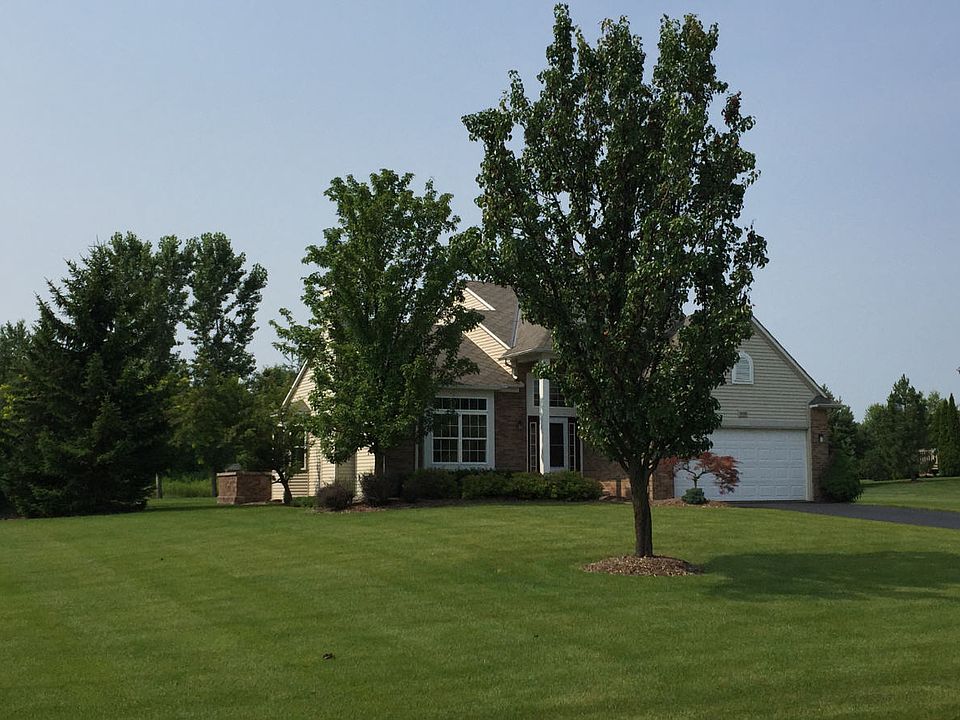 12438 Peabody Dr, Fenton, MI 48430 Zillow