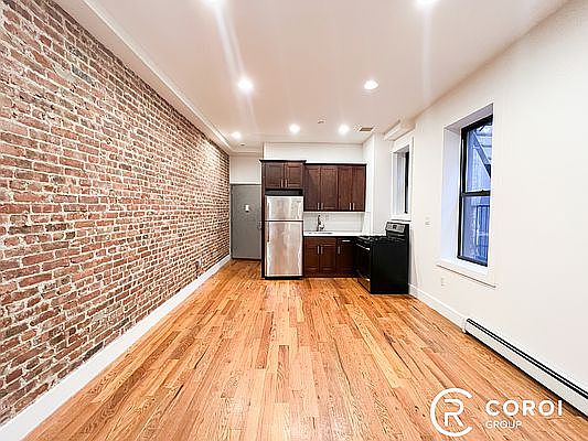 1st image of 227 Bainbridge St #2R