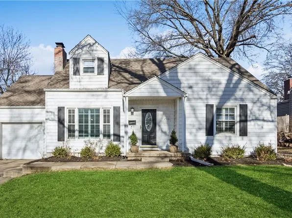 2910 W 73rd Ter, Prairie Village, KS 66208