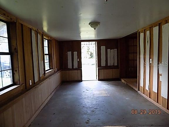 2nd image of 250 Palm Ave