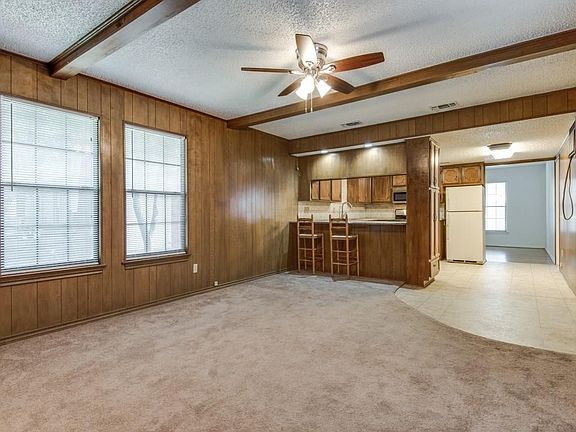 5th image of 1805 Anna Dr