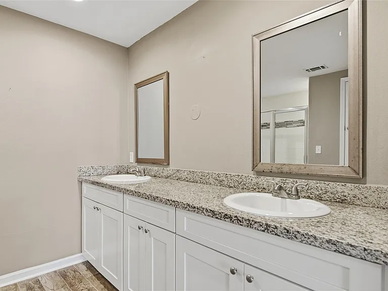 3424 Balboa Cir #48 — Photo 24