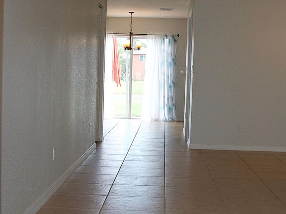 5th image of 5550 45th Ave