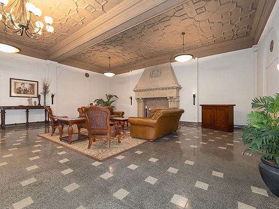 3rd image of 212 N Center St Unit 603