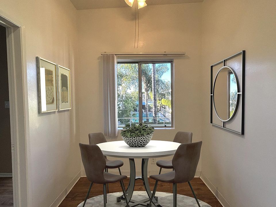 2nd image of 10333 Zelzah Ave #4