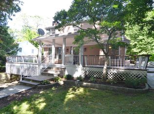5 Hillwood Pl, Norwalk, CT 06850
