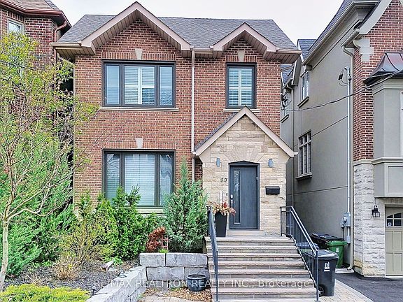 3rd image of 99 Castlewood Rd