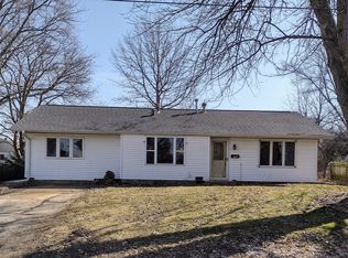 306 S Barber Ave, Polo, IL 61064