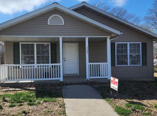 209 Mill St, Saint Jacob, IL 62281