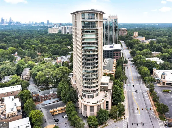 2881 Peachtree Rd NE APT 1202, Atlanta, GA 30305