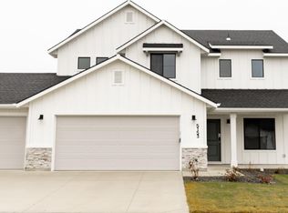 5153 E Sylvan Hart Dr, Nampa, ID 83687