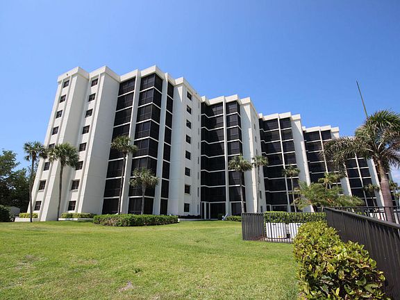 2nd image of 19800 Sandpointe Bay Dr APT 412