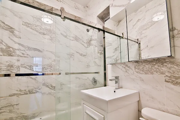 Rented by Platinum Properties | media 6