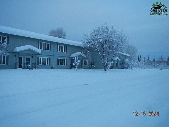 3rd image of 1701 2nd Ave APT 2