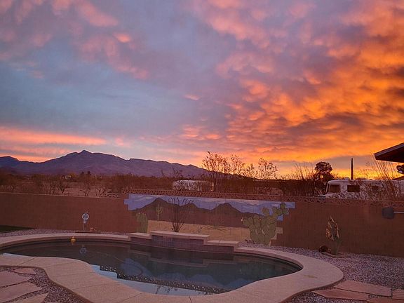 3rd image of 3250 E Mescalero Dr