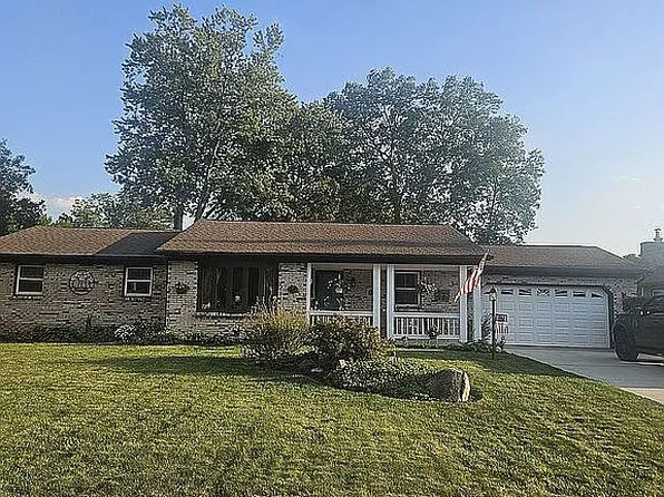 434 Woodlawn Dr, Tipp City, OH 45371