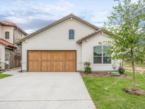 11060 Lakeside Dr, Fort Worth, TX 76179