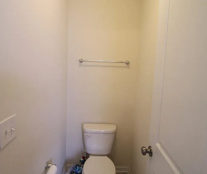 870 Cormier Dr — Photo 29