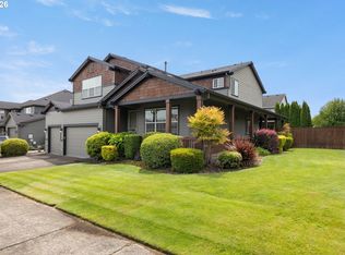 906 36th Pl, Forest Grove, OR 97116