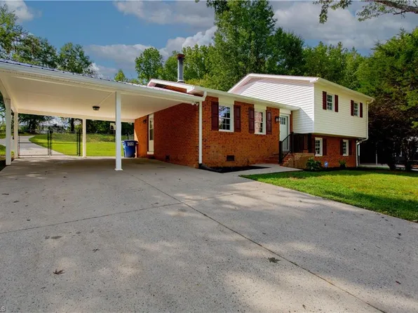 5511 Windemere Cir, Trinity, NC 27370