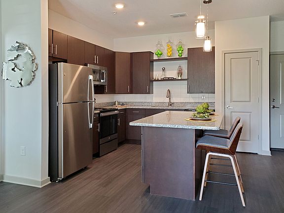 5th image of 1205 Jaslo St SE #3115