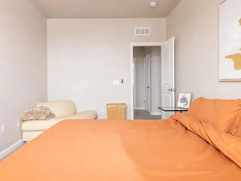 1340 Hoyt St #4 — Photo 16