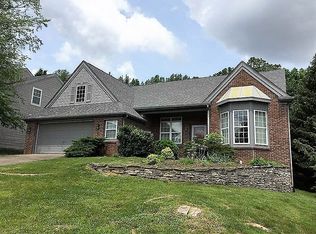 2212 S Olde Mill Dr, Bloomington, IN 47401