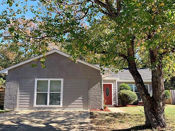 2nd image of 776 N Burbank Dr