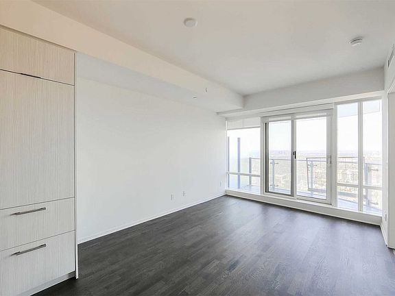 3rd image of 1 Bloor St E #6508
