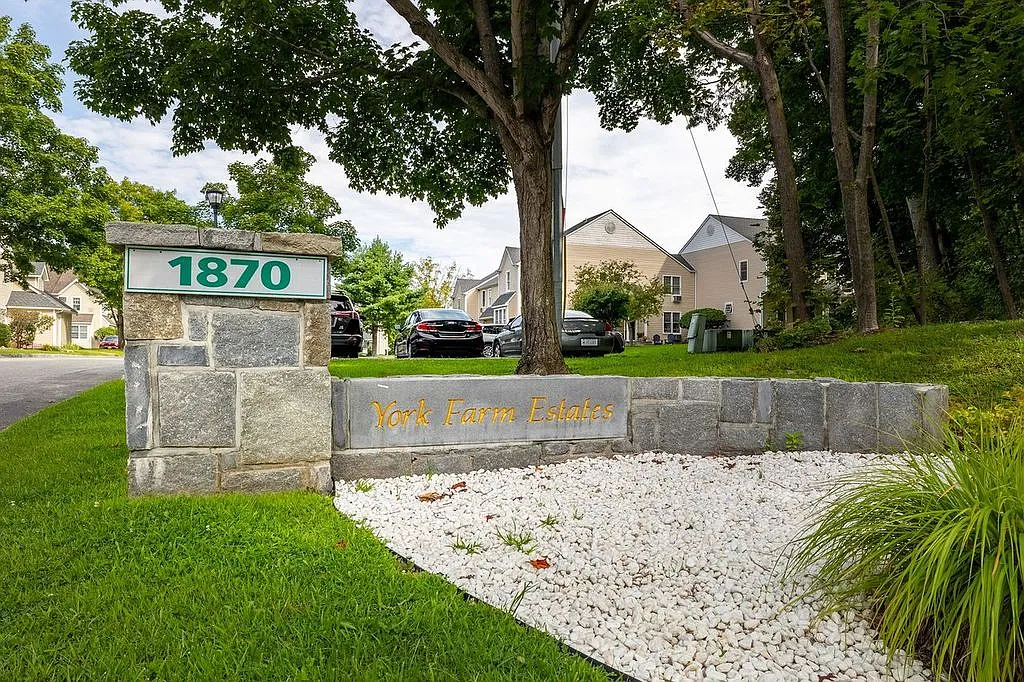 York Farm Estates — Photo 2