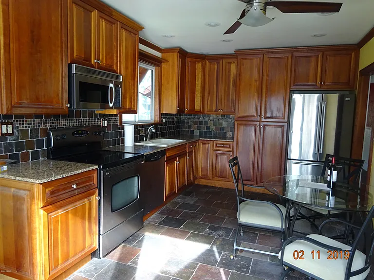 112 Fox Pl — Photo 20