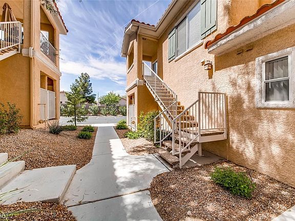 3rd image of 251 S Green Valley Pkwy #4722