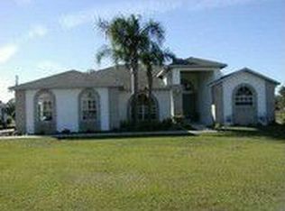 2439 Hawk Griffin Rd, Plant City, FL 33565