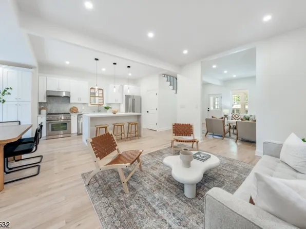 156 Academy St, South Orange Village Twp., NJ 07079