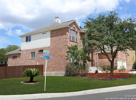 3rd image of 519 Wildberry Ct