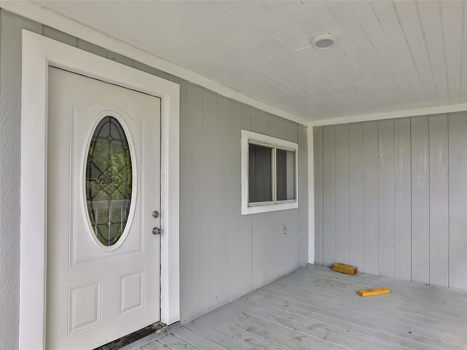 4 bed, 2.0 bath, 1940 sqft, $1,900 — Photo 4