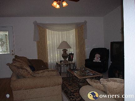 4th image of 8414 N Creek Way