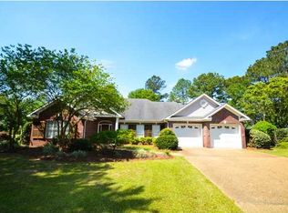 104 Fairway Ct, Fairhope, AL 36532
