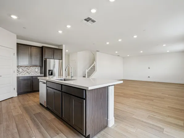 1513 Goldfish Way, Sacramento, CA 95832