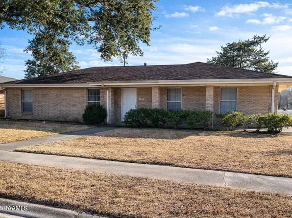 904 Anthony Ave, Opelousas, LA 70570