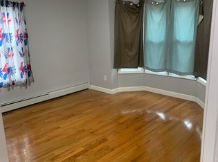 16 Sycamore St #1, Worcester, MA 01608