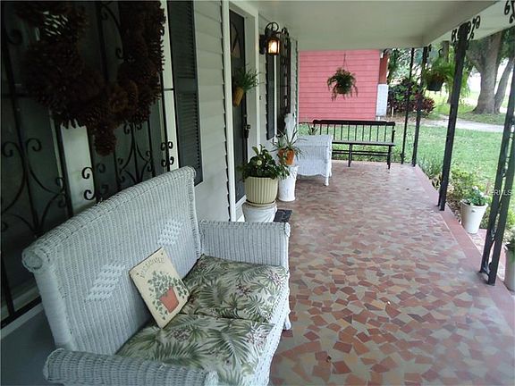 2nd image of 1221 Monterey Way