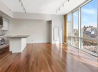 8 Union Sq S #3B, New York, NY 10003