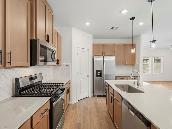 4th image of 21923 Messina Springs Dr