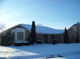 46707 Lakepoint Ct, Shelby Township, MI 48315