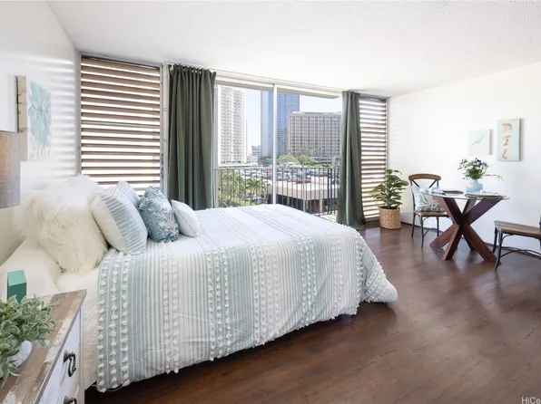 1650 Kanunu St APT 415, Honolulu, HI 96814