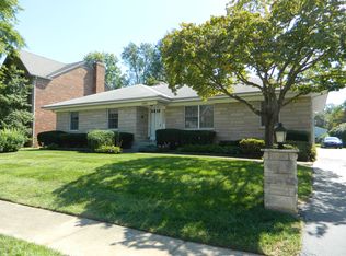 6818 Crossmoor Ln, Graymoor Devondale, KY 40222