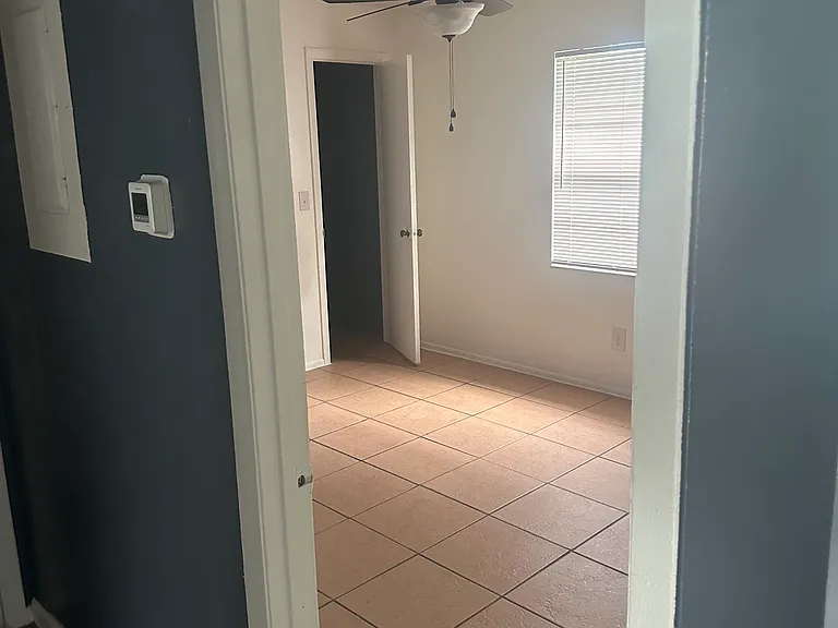 145 Varner Dr SW #B — Photo 5