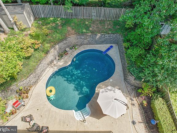 2nd image of 15417 Silvan Glen Dr