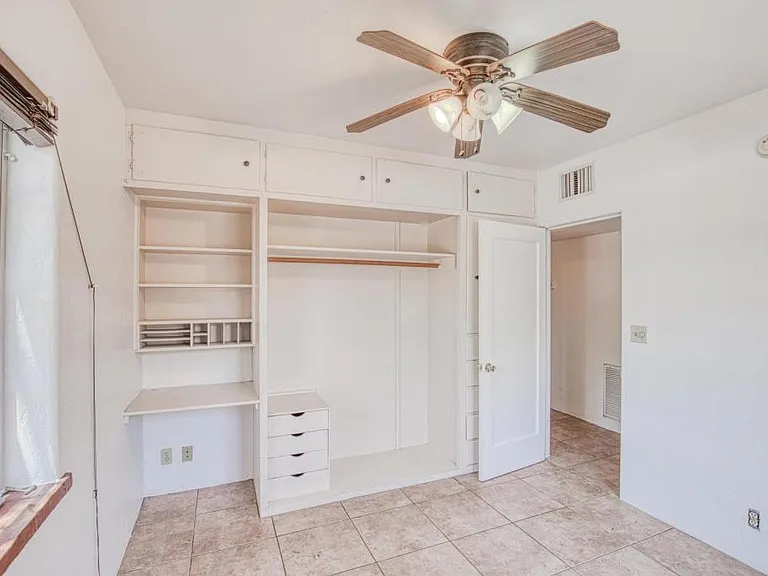1304 E Linden St #1 — Photo 11